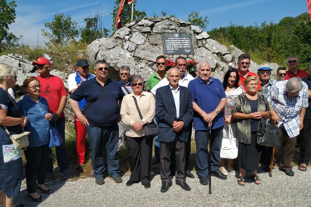 Sa polaganja cvijeća braći Magovčević, Foto: Svetlana Mandić