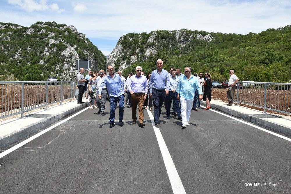 Otvaranje puta, Foto: Vlada CG