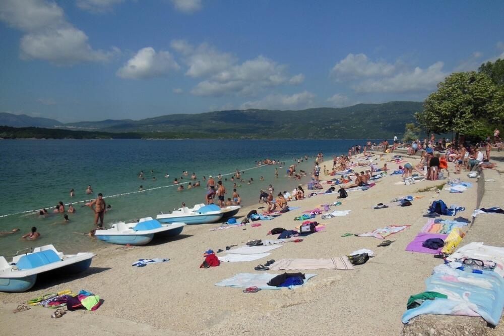 Plaža uređena, voda čista, Foto: Svetlana Mandić