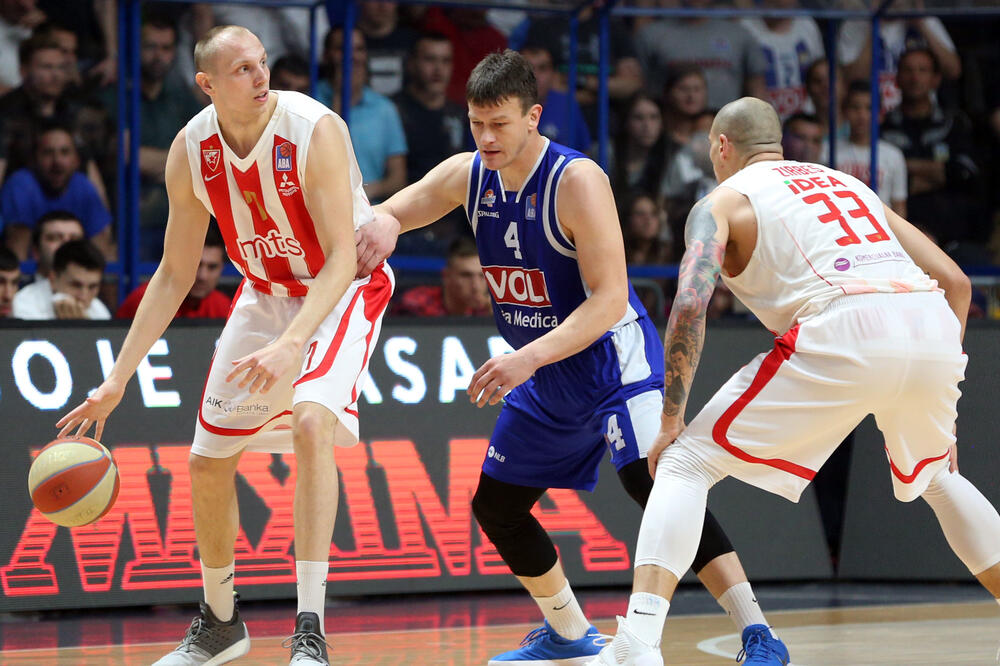 Sa meča Budućnost - Crvena zvezda, Foto: Filip Roganović