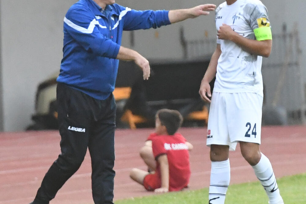 Branko Brnović i kapiten Stefan Milić, Foto: Savo PRELEVIC