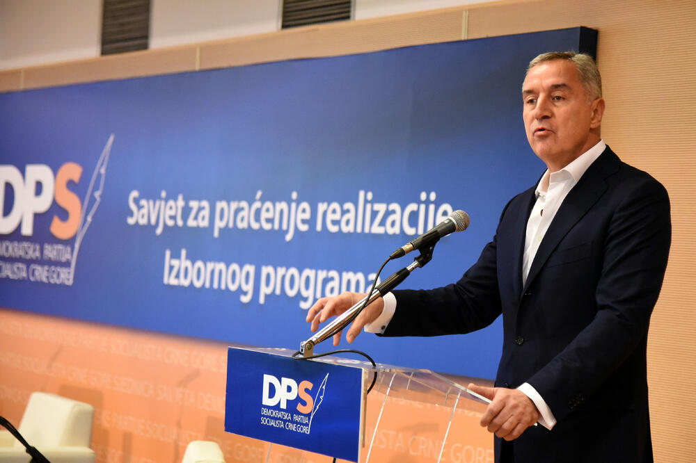 Đukanovićeva partija dobila uslovno mišljenje DRI, Foto: Boris Pejović