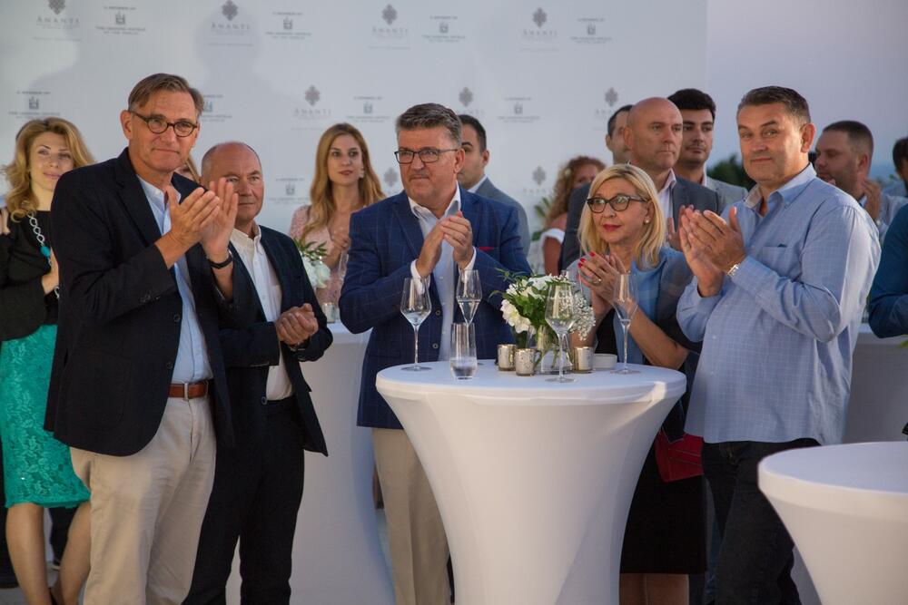 Ānanti Resort, Residences & Beach Club