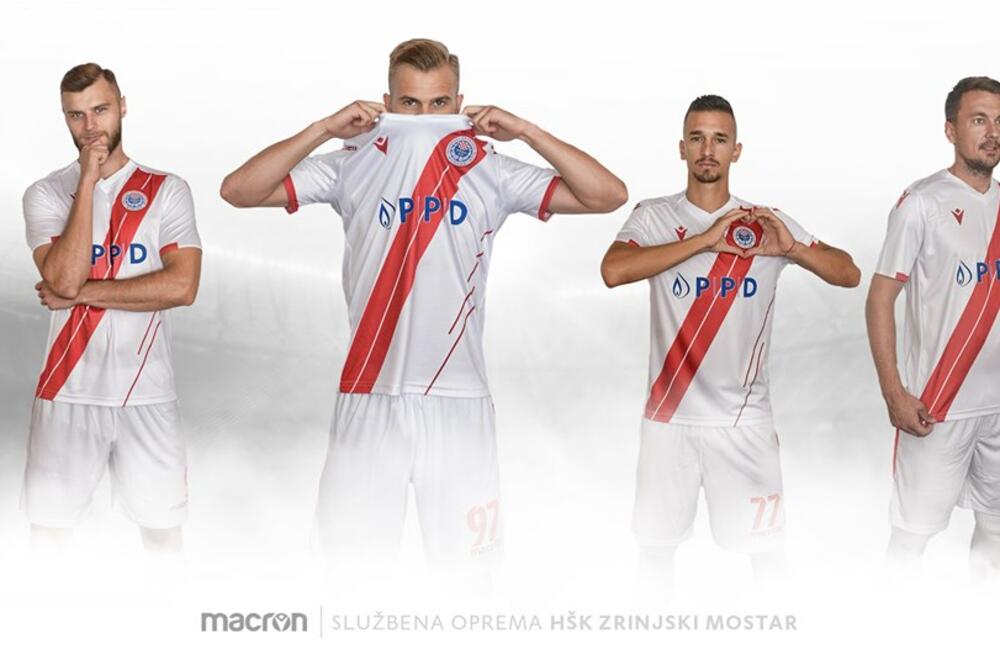 Staniša Mandić (drugi zdesna) u dresu Zrinjskog, Foto: Www.facebook.com/hsk.zrinjski