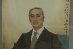 Đukanoviću na poklon portret naslikan tradicionalnom kineskom...