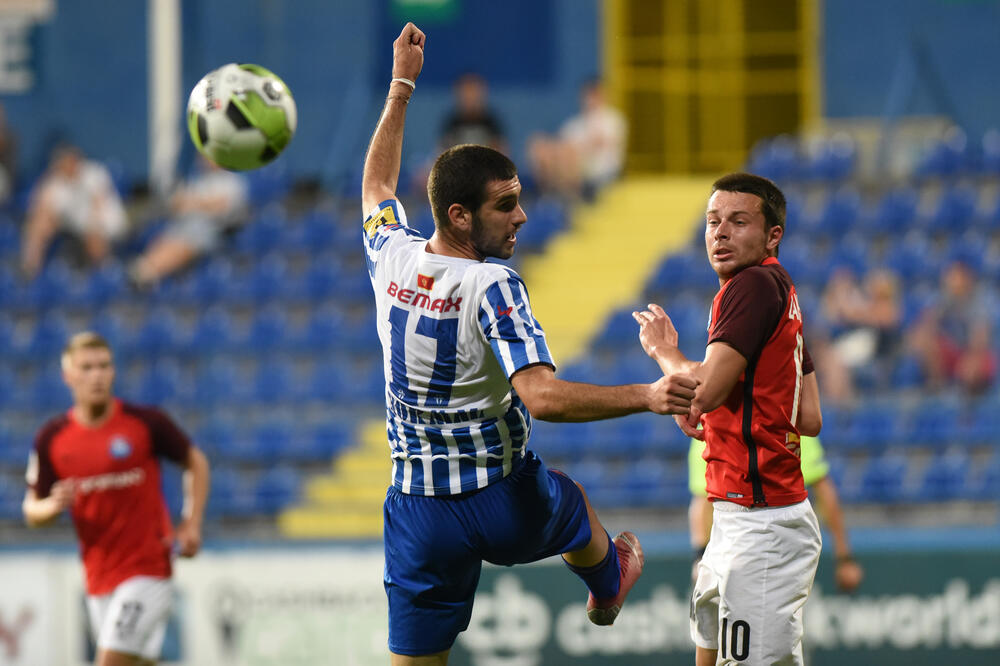 Dušan Bakić (Budućnost) na meču protiv Trans Narve, Foto: Savo Prelević