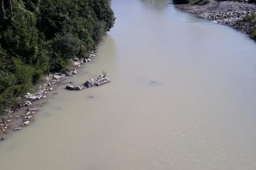 Novo zagađenje Tare nizvodno od gradilišta Mateševske petlje, Foto: MANS
