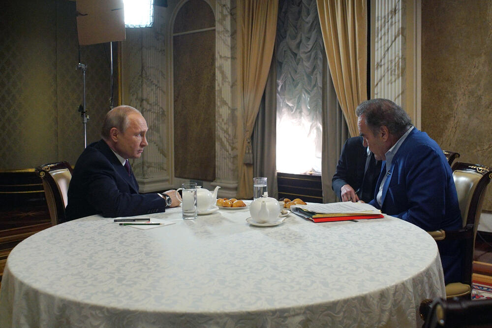 Putin i Stoun, Foto: BETA/AP