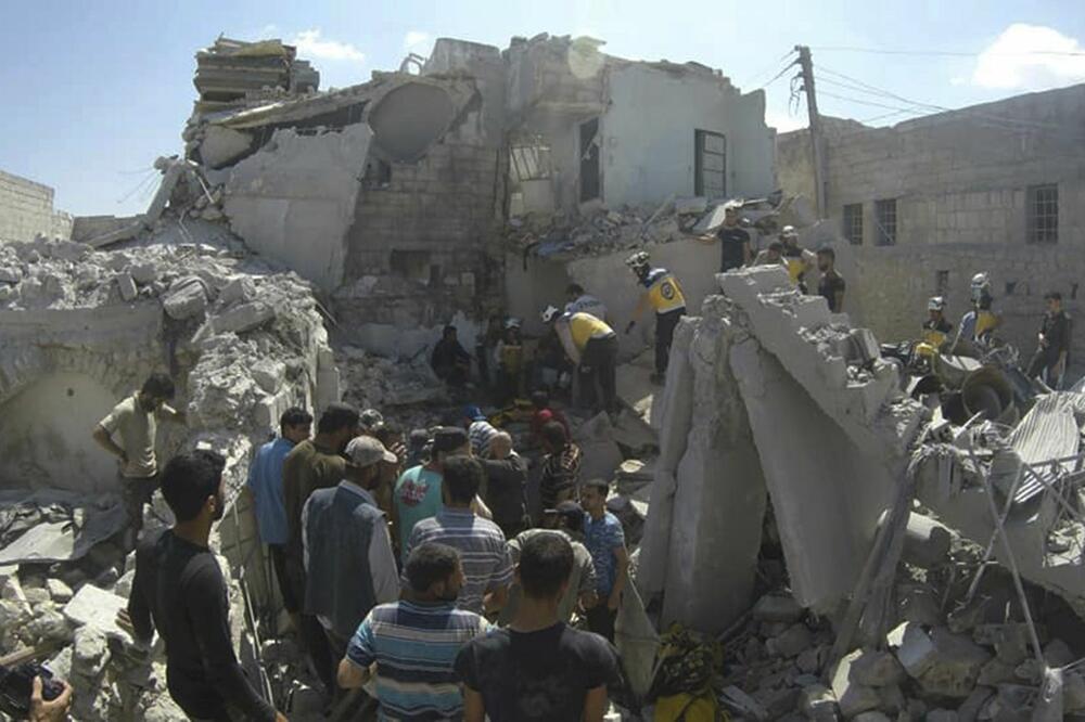 Bombardovana zgrada, Foto: Beta/AP