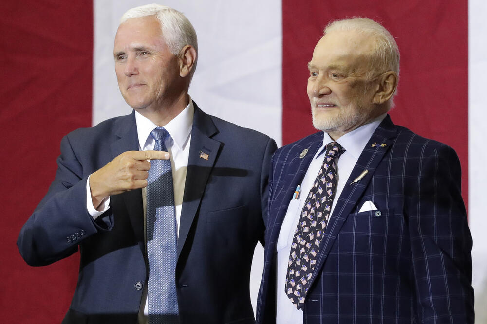 Majk Pens i Baz Oldrin, Foto: BETA/AP