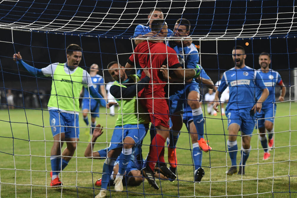 Sutjeska dočekuje kiparski APOEL, Foto: Savo Prelević