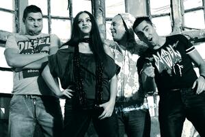 Zmo (Negativ): Zvučimo i sviramo bolje nego ranije