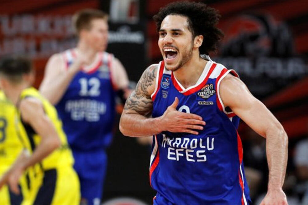 Šejn Larkin, Foto: Twitter