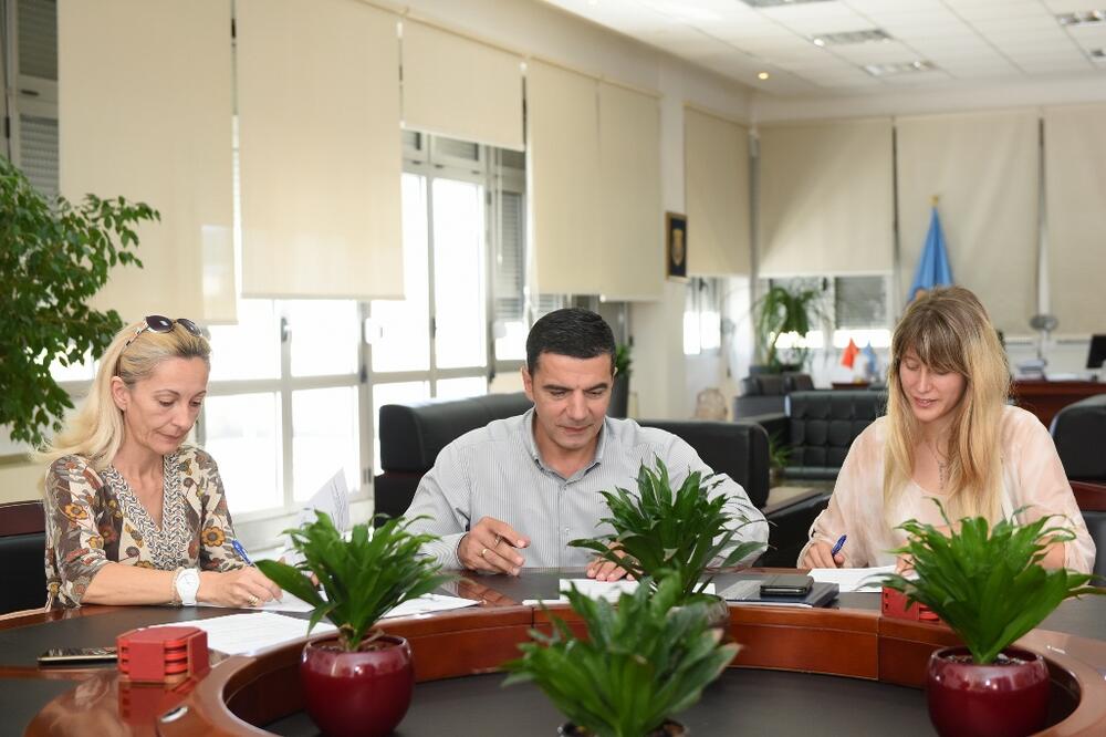 Sa potpisivanja, Foto: Opština Tivat