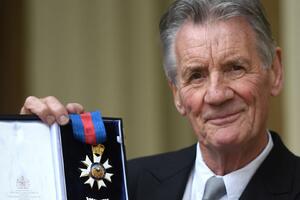 Monti Pajton: Ser Majkl Pejlin ide na operaciju srca