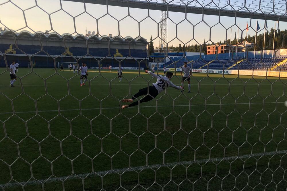 Sa treninga Zarje večeras pod Goricom, Foto: Zarja (Twitter)