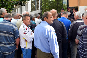 Stopirana podjela 3,3 miliona eura bivšim radnicima "Radoje Dakića"