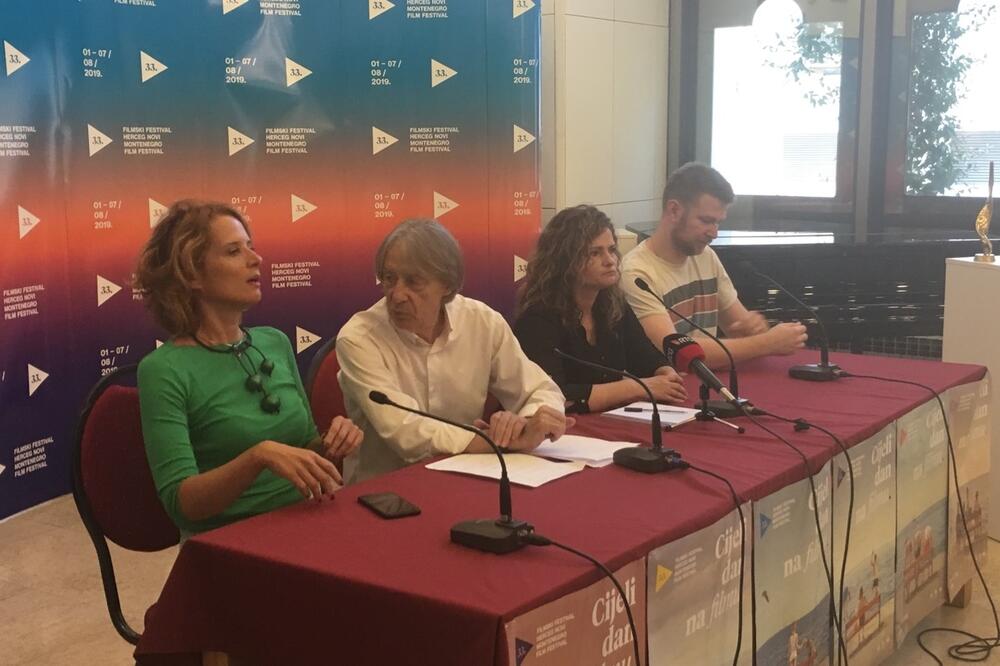 Sa konferencije za novinare, Foto: Slavica Kosić