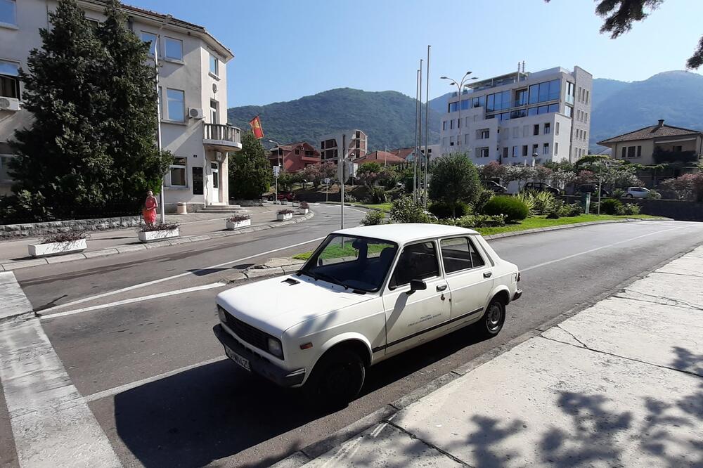 Vozilo Uprave za inspekcijske poslove, Foto: Siniša Luković