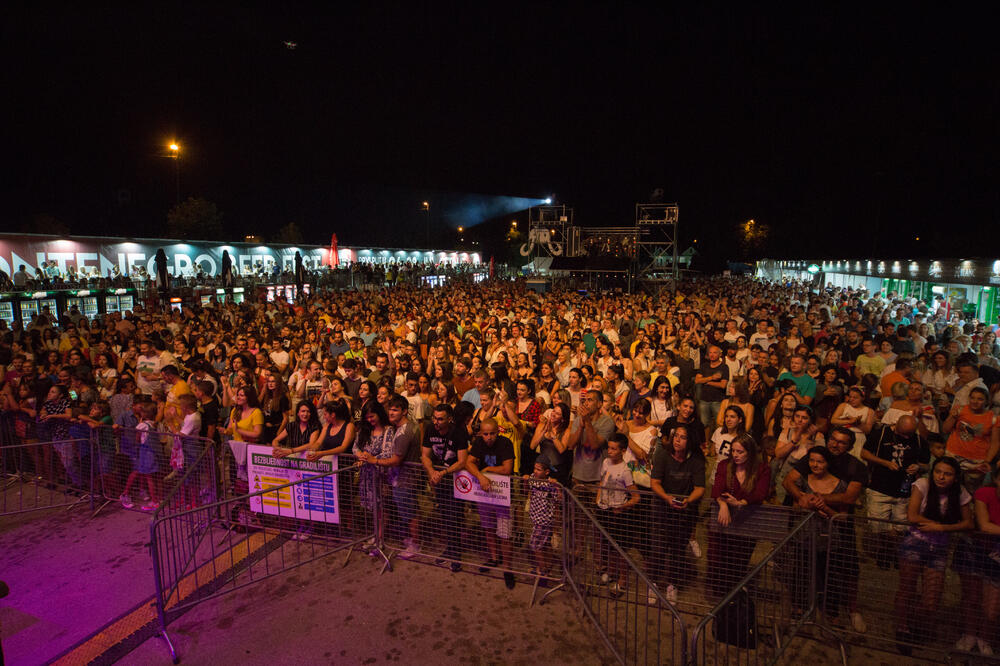 Sa prve večeri Beer festa, Foto: Luka Ratković