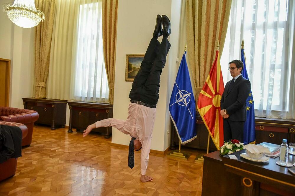 Dan Orjan u kabinetu makedonskog predsjednika, Foto: Twitter/SPendarovski