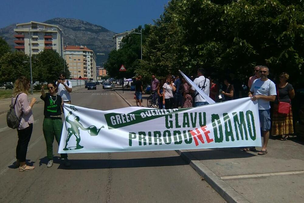 Sa protesta u Baru, Foto: Radomir Petrić