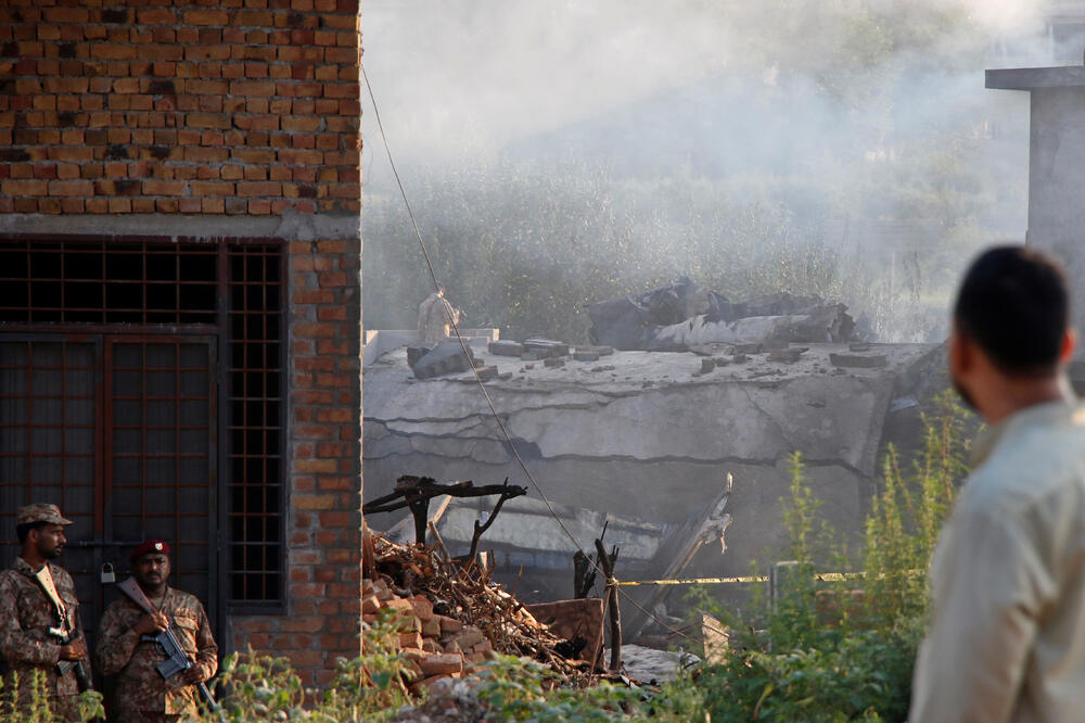 Sa mjesta nesreće, Foto: Reuters