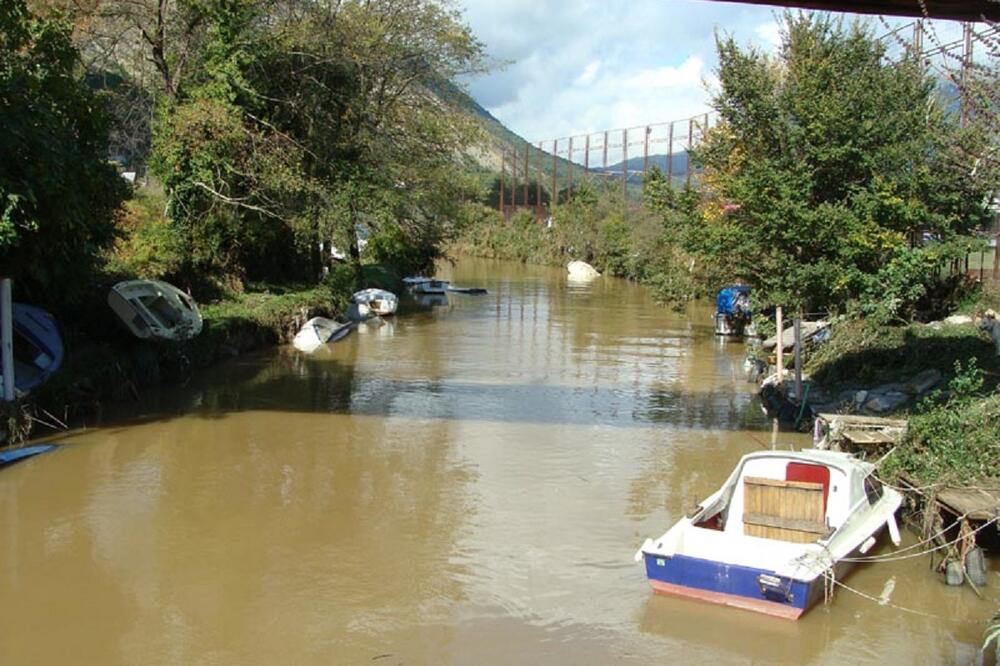 Sutorina za vrijeme poplava, Foto: Slavica Kosić
