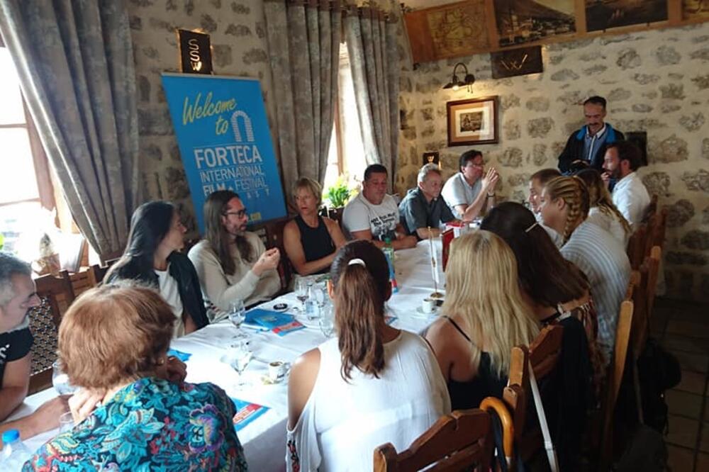 Sa diskusije, Foto: Forteca