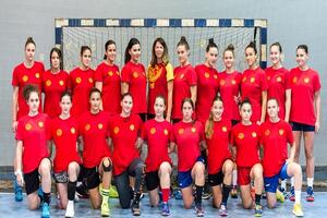 Francuskinje prejake za mlade "lavice"