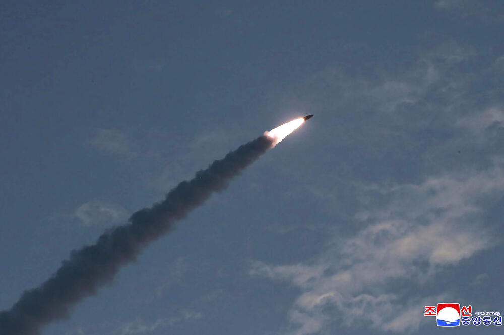 Lansiranje jedne od raketa, Foto: KCNA via KNS