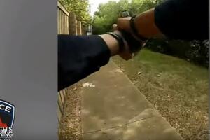 Uznemirujući video: Policajac pucao na psa, a ubio ženu