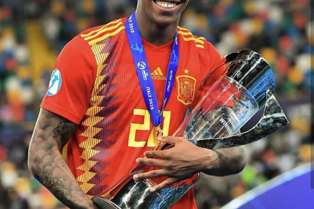 Žunior Firpo, Foto: Twitter