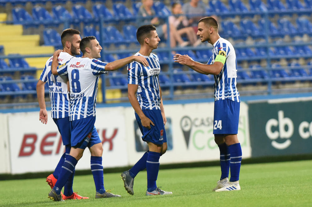 Fudbaleri Budućnosti, Foto: Savo PRELEVIC