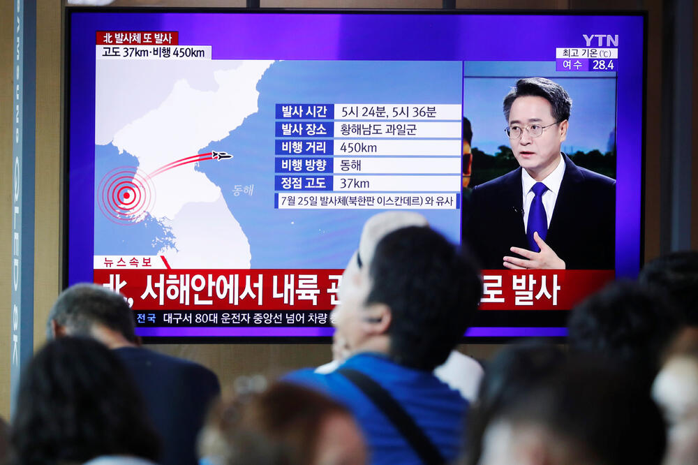 Televizijski izvještaj o lansiranju u Seulu, Foto: Reuters