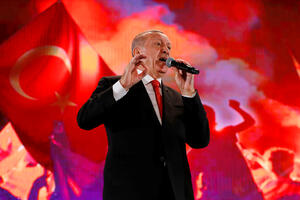 Erdogan: Turska će interese braniti i silom ako zatreba