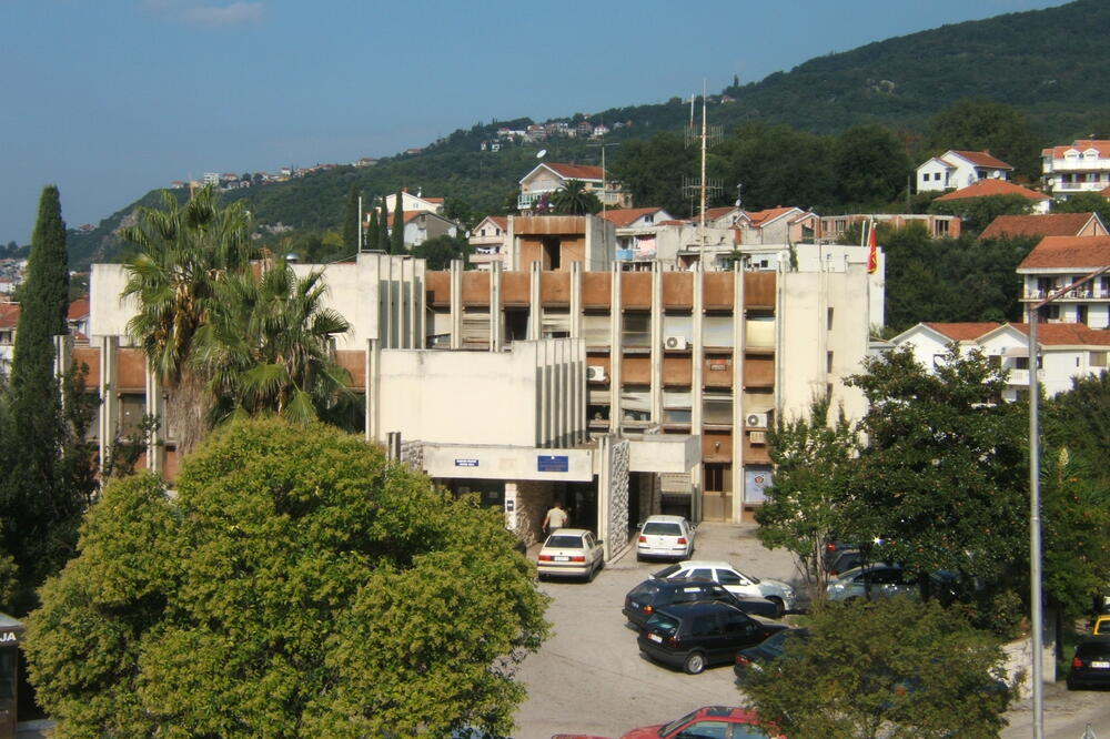 Sjedište policije u Herceg Novom, Foto: Slavica Kosić