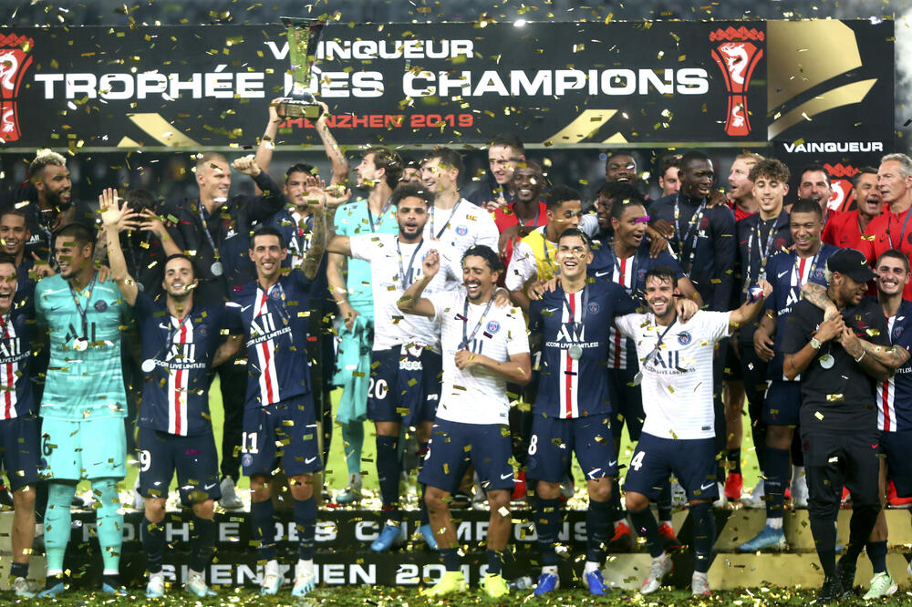 Fudbaleri PSŽ slave pobjedu u Super kupu Francuske, Foto: Color China Photo