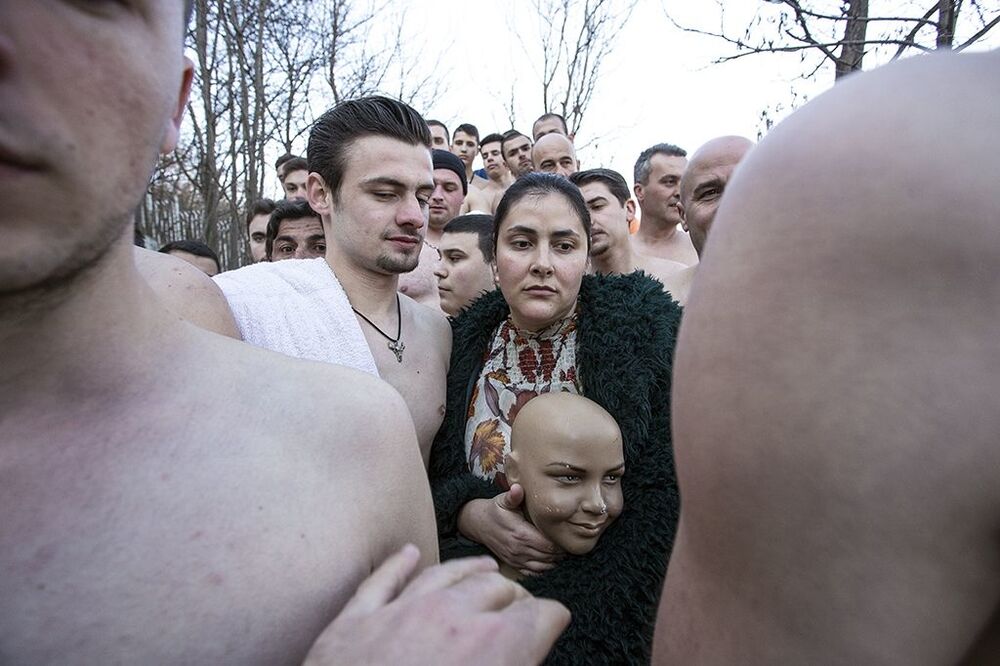 Scena iz nagrađenog filma “Bog postoji, ime mu je Petrunija”, Foto: Ivan Alusevski