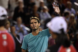 Nadal bez borbe do finala