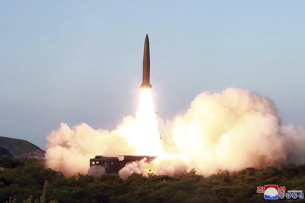Lansiranje rakete, Foto: AP/KNS/KCNA