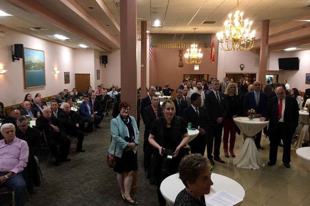 U Čikagu imaju salu za druženja i aktivnosti, Foto: Privatna arhiva