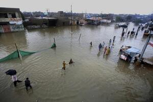 Pakistan: 17 mrtvih u poplavama od monsunskih kiša