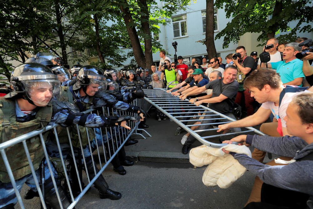Neredi na protestima, Foto: Reuters