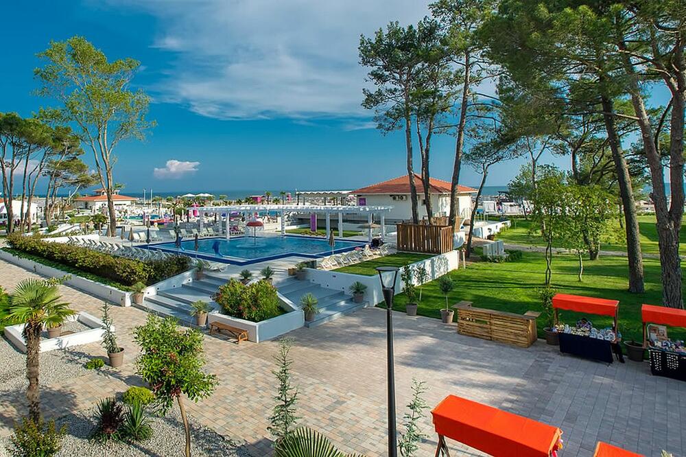 Kada je lani dolazila porodica Hamfris nije sve bilo završeno, Foto: Karismaadriatic.com