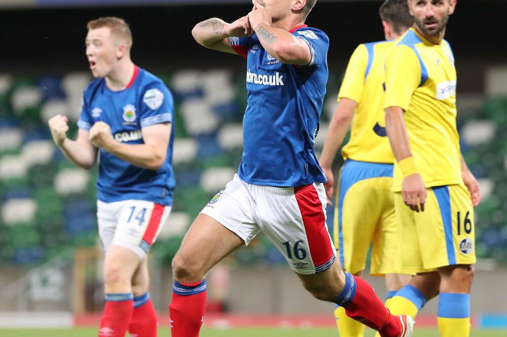 Linfild je ukupnim rezultatom 5:3 bio bolji od crnogorskog šampiona