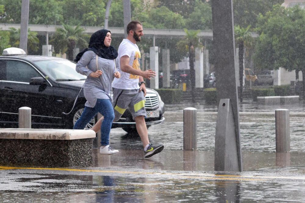 Danas u Podgorici, Foto: Luka Zeković