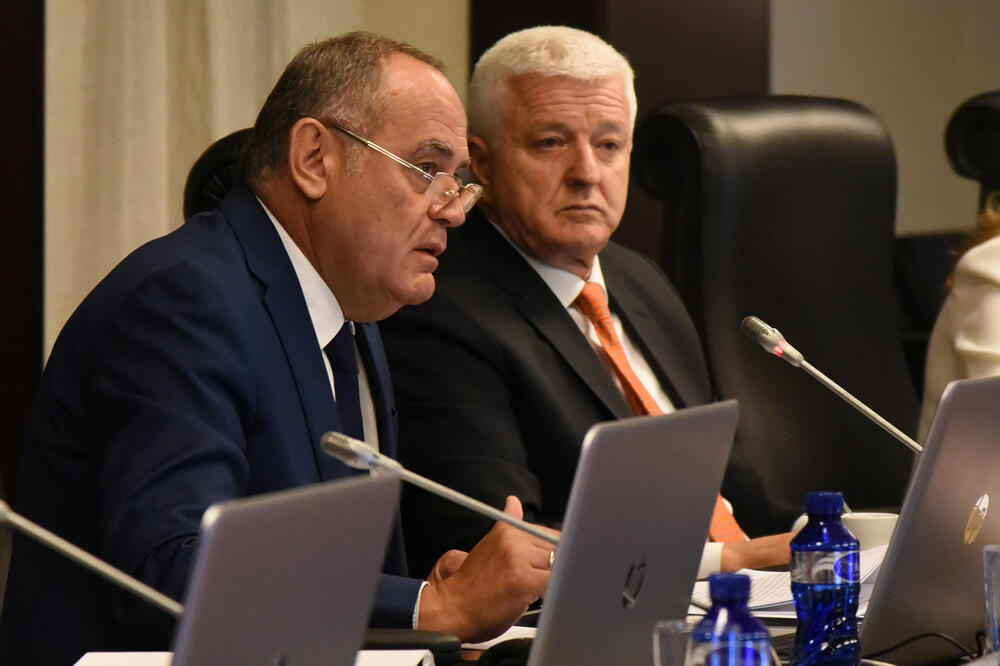 "Para ima": Sjednica Vlade, Foto: Luka Zeković