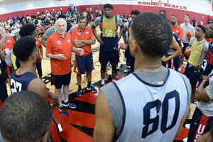 Alarm u SAD, kontrolni duel sa Španijom ponudiće neke odgovore