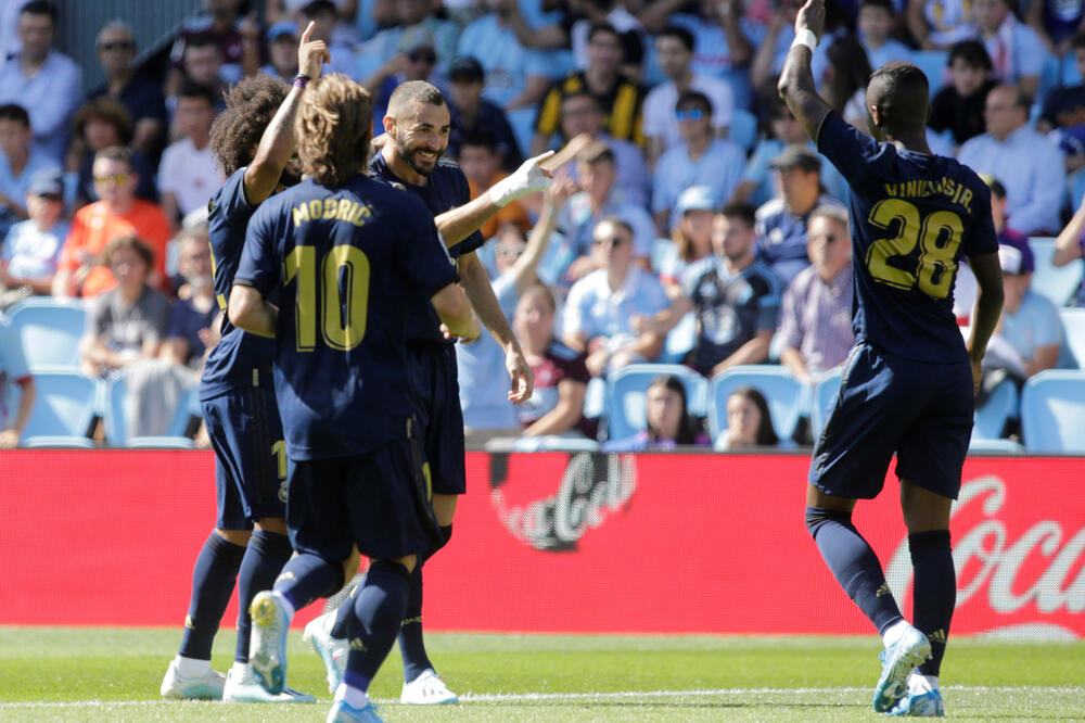 Igrači Reala slave prvi gol u Vigu, Foto: Reuters